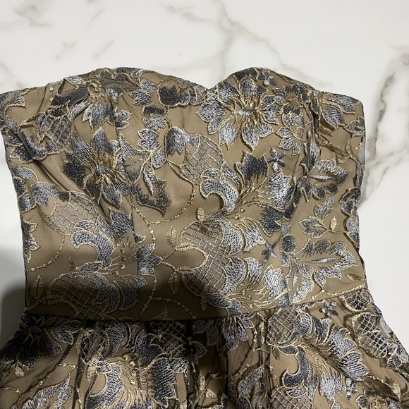 Windsor Store Dress - Picture 3 of 8